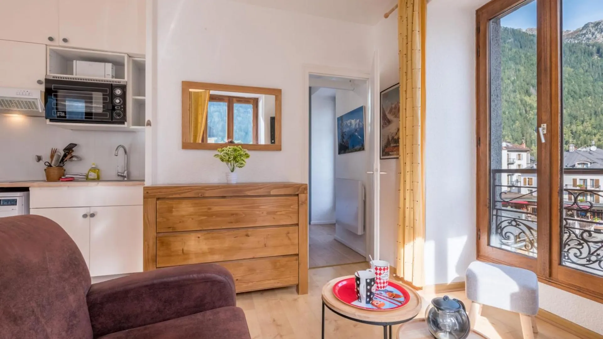 Charming Flat Right In The City Centre 샤모니 0*,